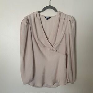 Express Blouse Size M Neutral Career Workwear Chic Minimalist Tan GUC
